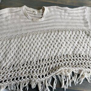 Listicle Creme Cable Knit Loose Fit Poncho Sweater w/ Cute Boho Fringe S/M (Z7)